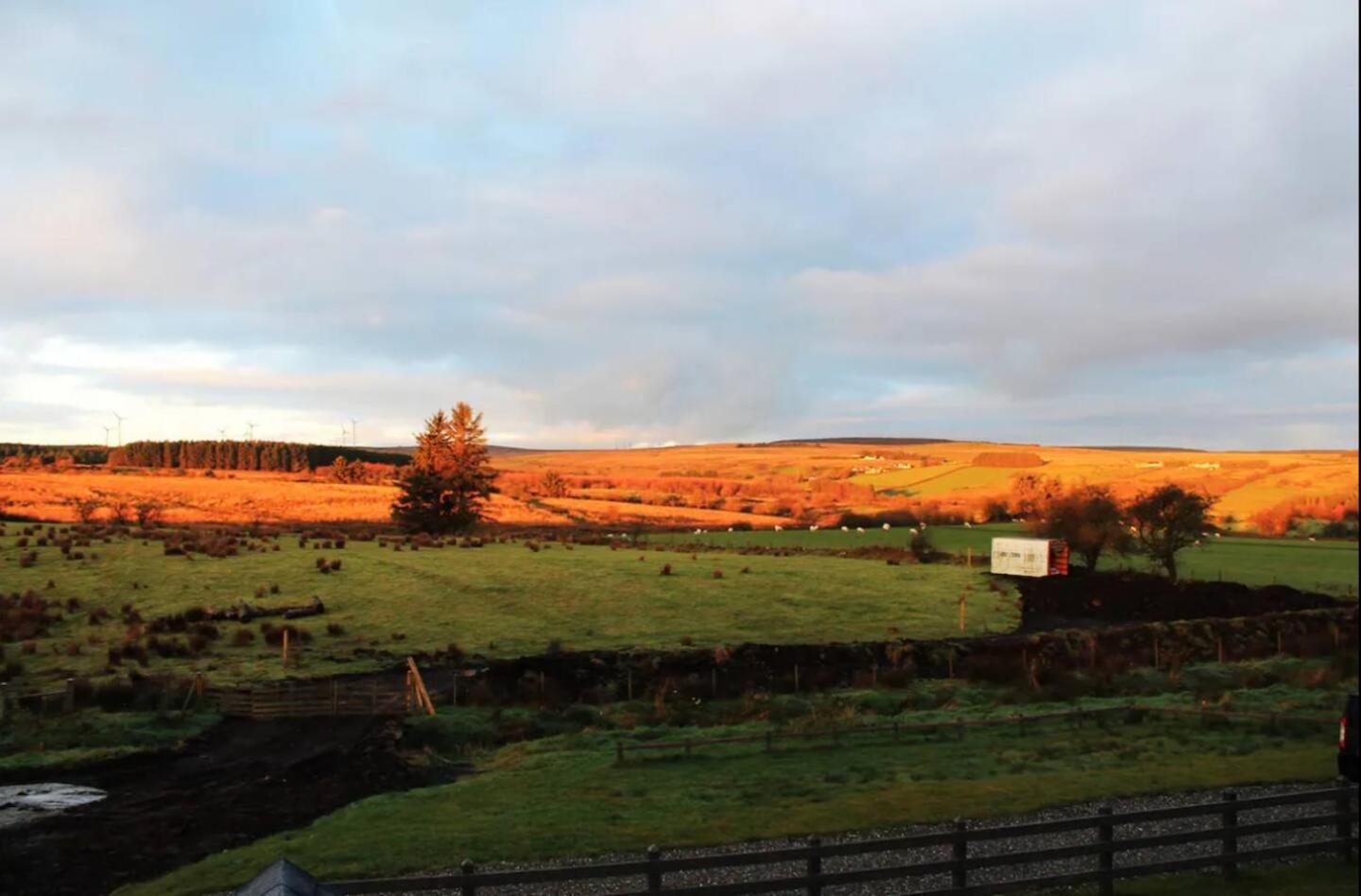 Holiday home Forest View - Private Hot Tub Ballynameen