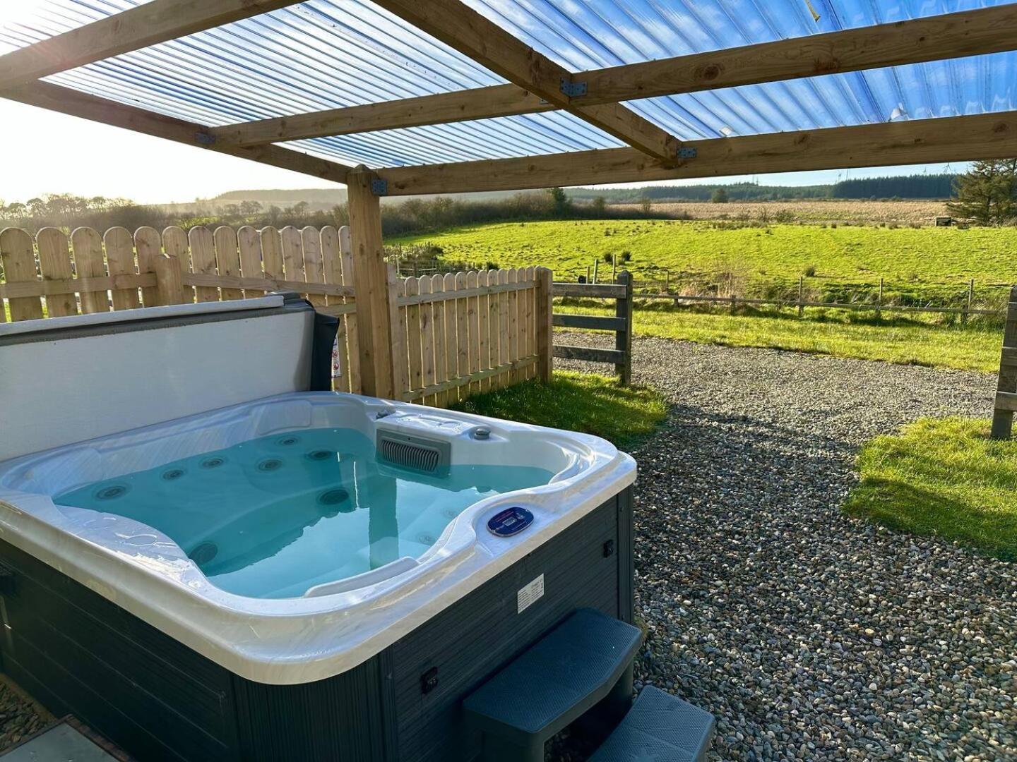 Forest View - Private Hot Tub