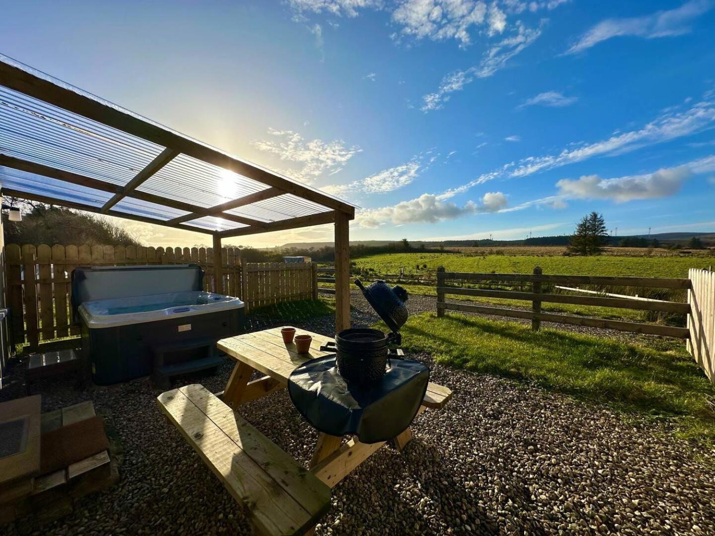 Holiday home Forest View - Private Hot Tub Ballynameen