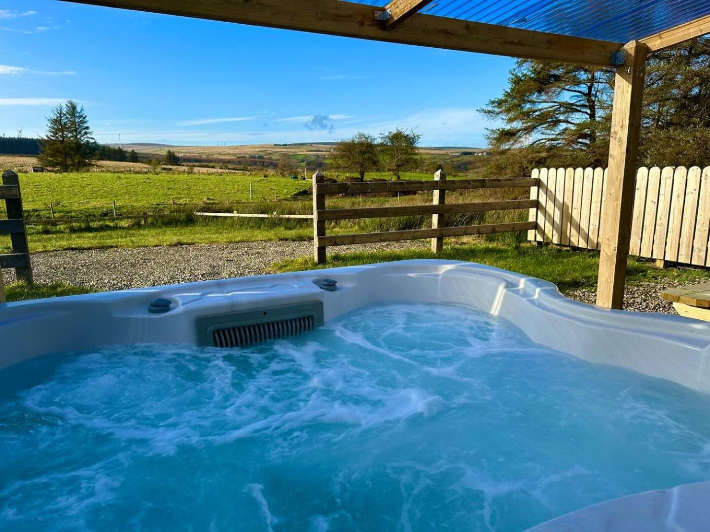 Forest View - Private Hot Tub Ballynameen
